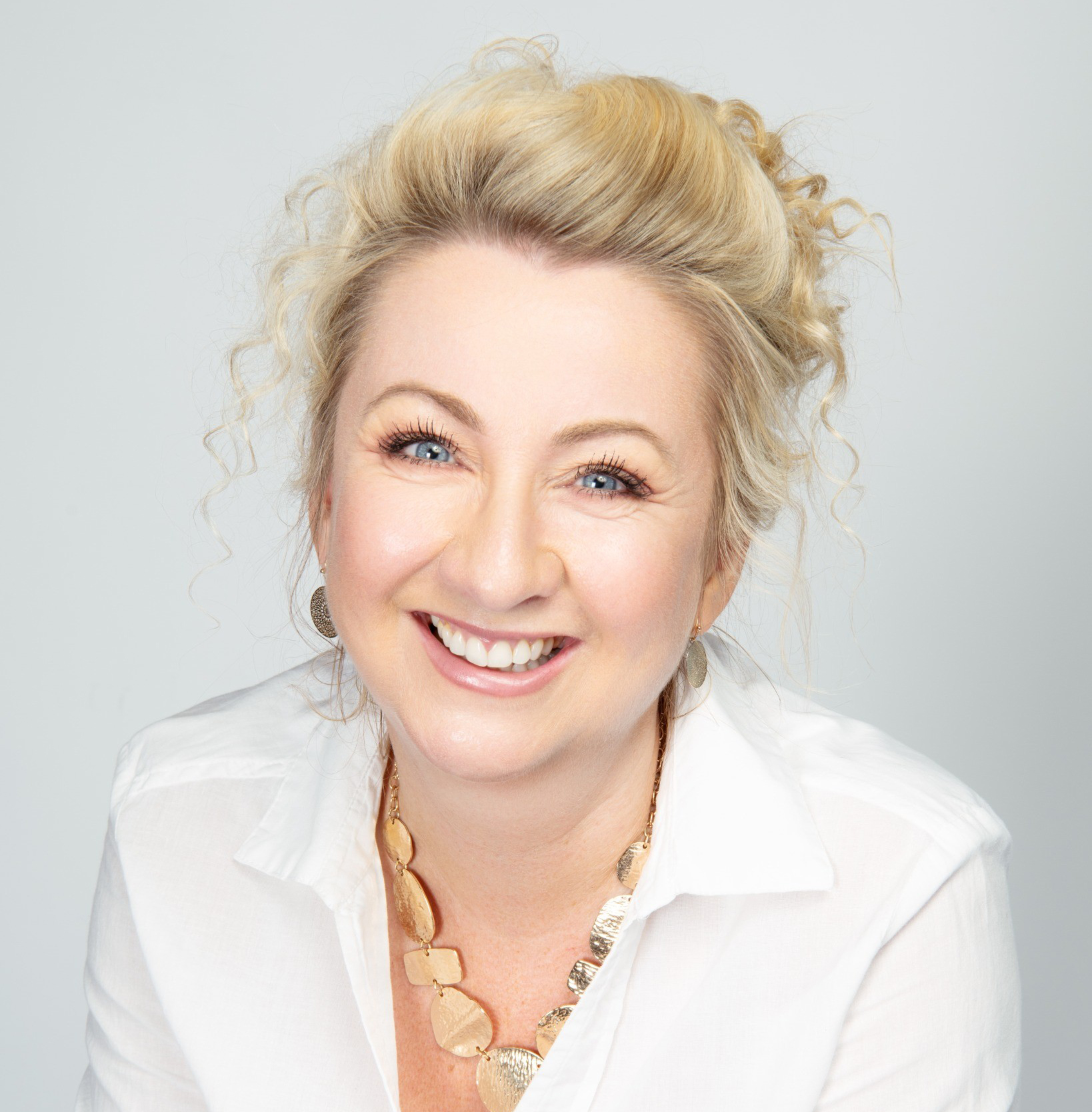 louise_adams